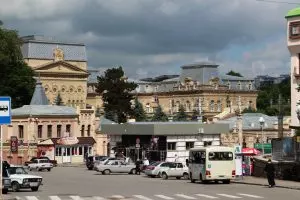 СТРАСТИ ПО ОБЩЕСТВЕННОМУ ТРАНСПОРТУ