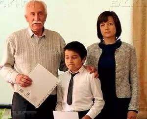 ЧЕТВЕРОКЛАССНИК С ОТЦОМ СПАСЛИ ЛЕС